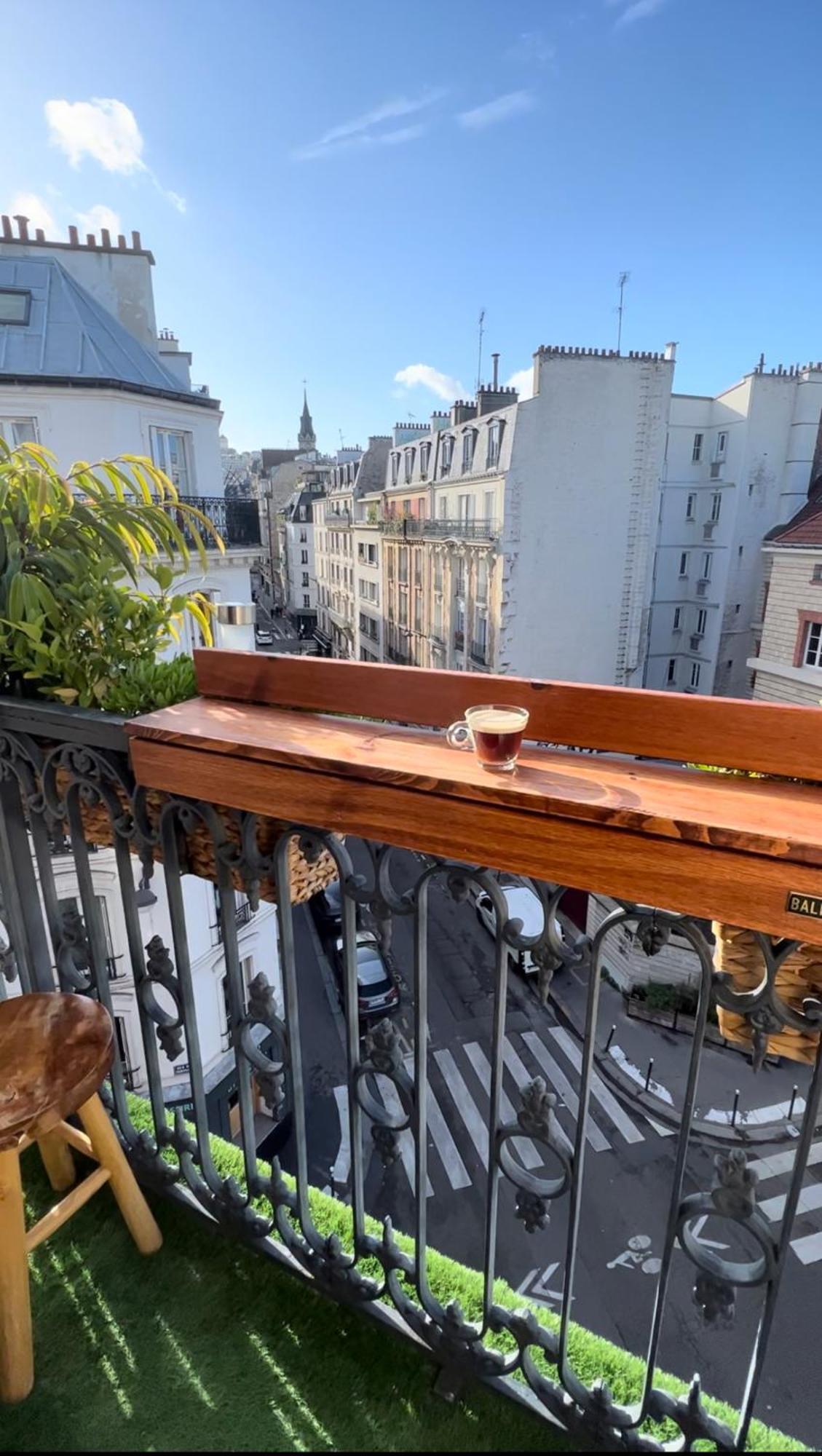Suite Vue Montmartre & Balcon Parijs Buitenkant foto